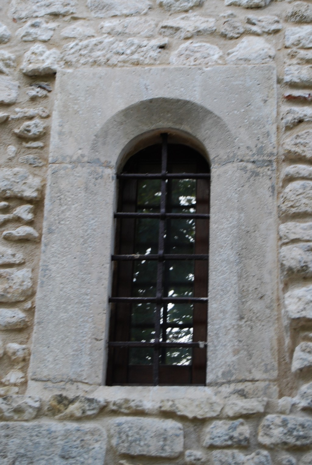 Finestra, Monofora (finestra, elemento d'insieme) - ambito abruzzese (inizio XI)