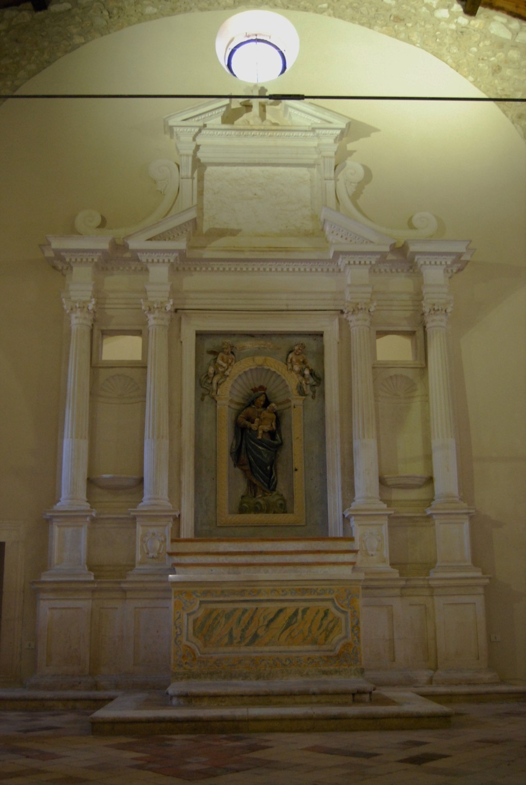 altare maggiore, elemento d'insieme - ambito abruzzese (inizio XVII)