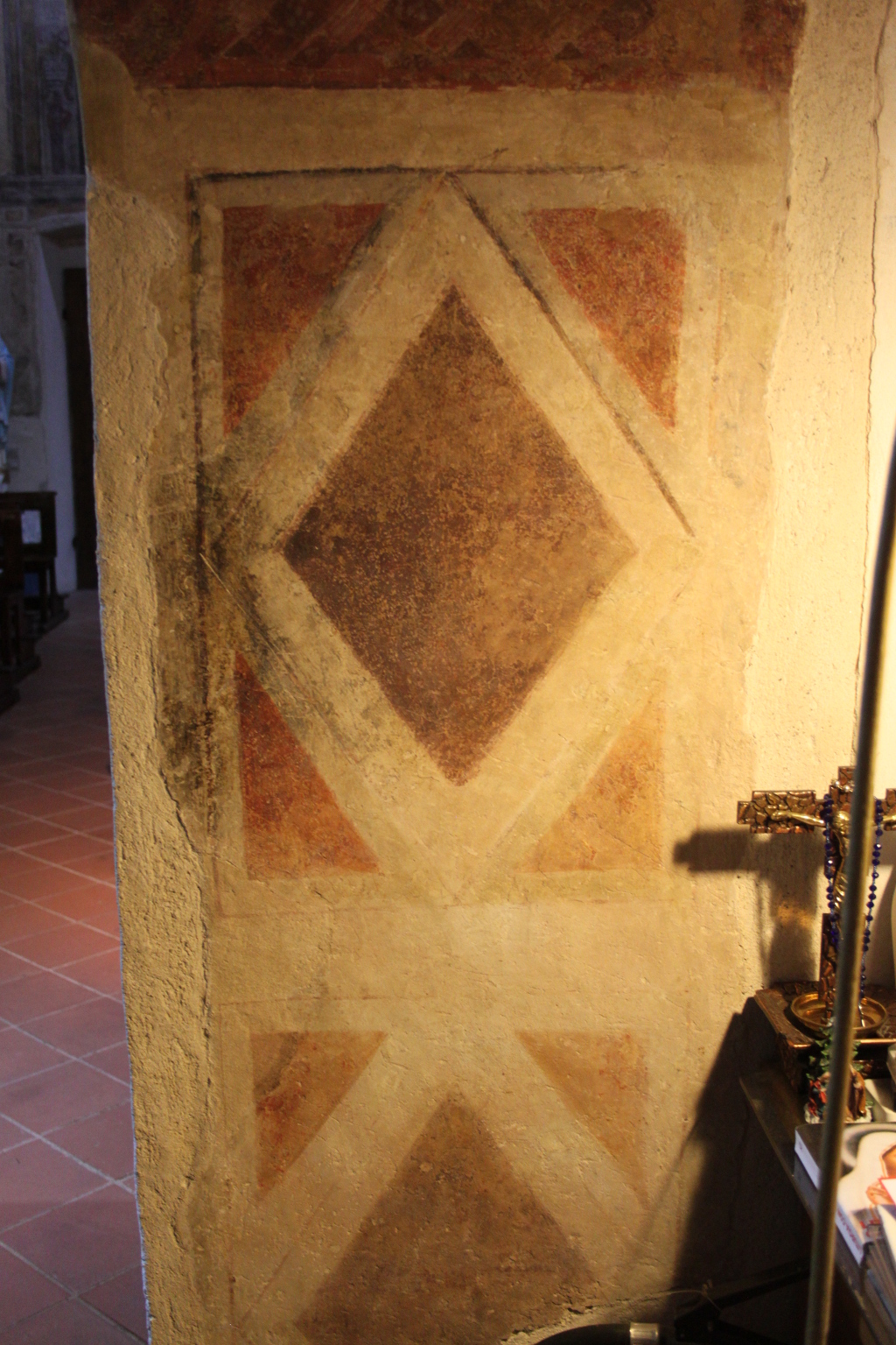 decorazioni geometriche, finto marmo (dipinto, complesso decorativo) - ambito abruzzese (prima metà XVII)
