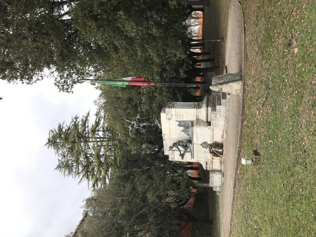 Parco della Rimembranza (parco, commemorativo/ ai caduti della prima guerra mondiale) - Bevagna (PG) 