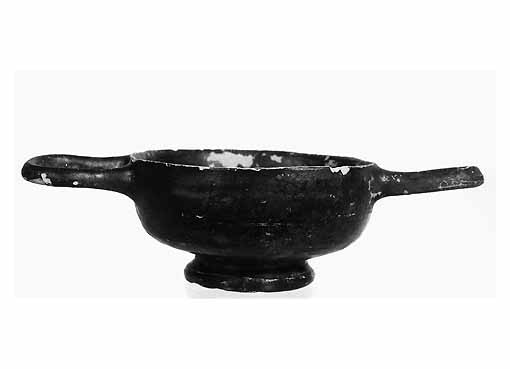 TAZZA BIANSATA - ambito tarantino (fine/inizio secc. IV/ III a.C)