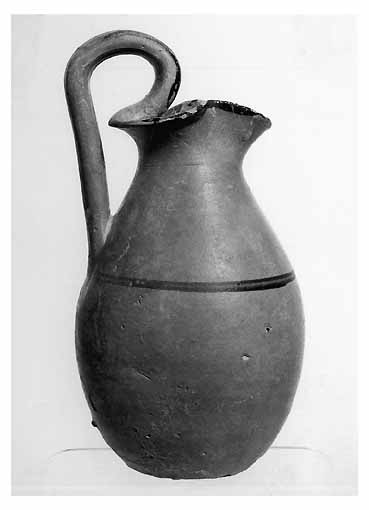 OINOCHOE A BOCCA TRILOBATA - produzione tarantina (fine sec. IV a.C)