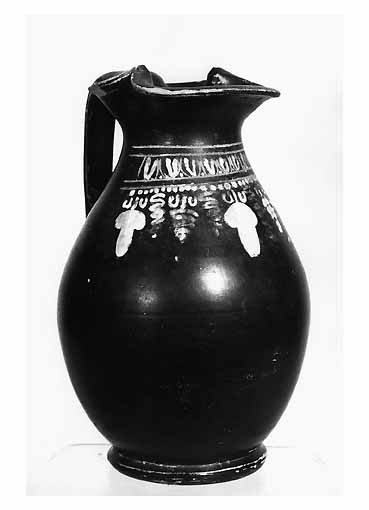 OINOCHOE A BOCCA TRILOBATA - produzione apula (terzo quarto sec. IV a.C)