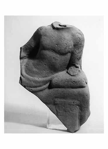 Recumbente su kline (RILIEVO, Iacobone, C5) - produzione tarantina (prima meta' sec. IV a.C)