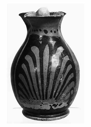 OINOCHOE A BOCCA TRILOBATA - ambito apulo (seconda meta' sec. IV a.C)