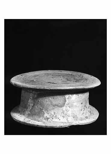 BASE DI STATUETTA - ambito tarantino (fine/inizio secc. III/ II a.C)