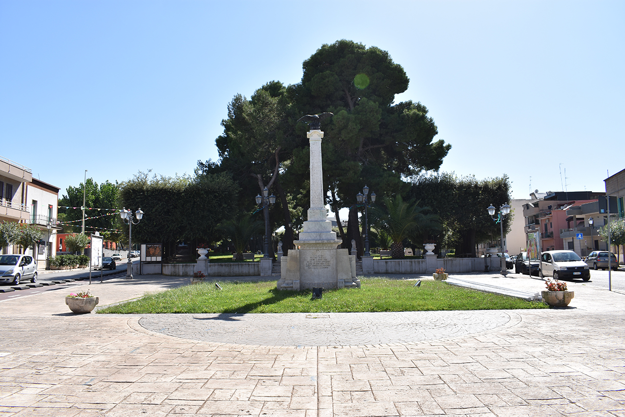 Parco delle Rimembranze di Adelfia (parco, commemorativo/ ai caduti di tutte le guerre) - Adelfia (BA) 
