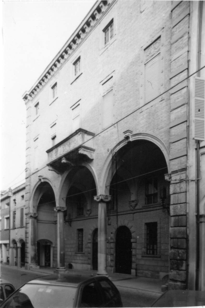 Palazzo Cresciani (palazzo, residenziale) - Meldola (FC)  (XV)