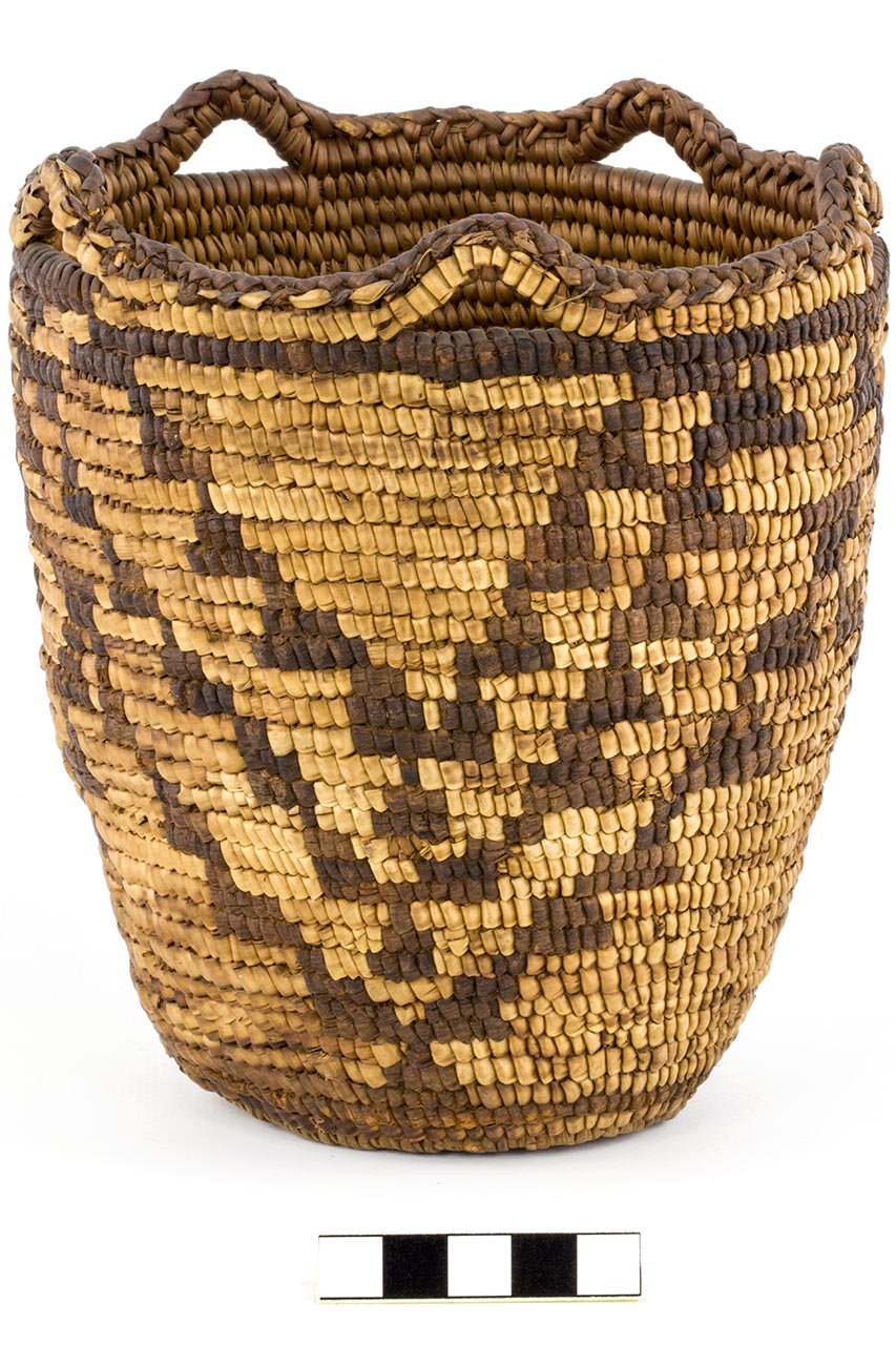 Cesto, ARREDI E SUPPELLETTILI/ CONTENITORI, RECIPIENTI E OGGETTI DI USO DOMESTICO - Klickitat