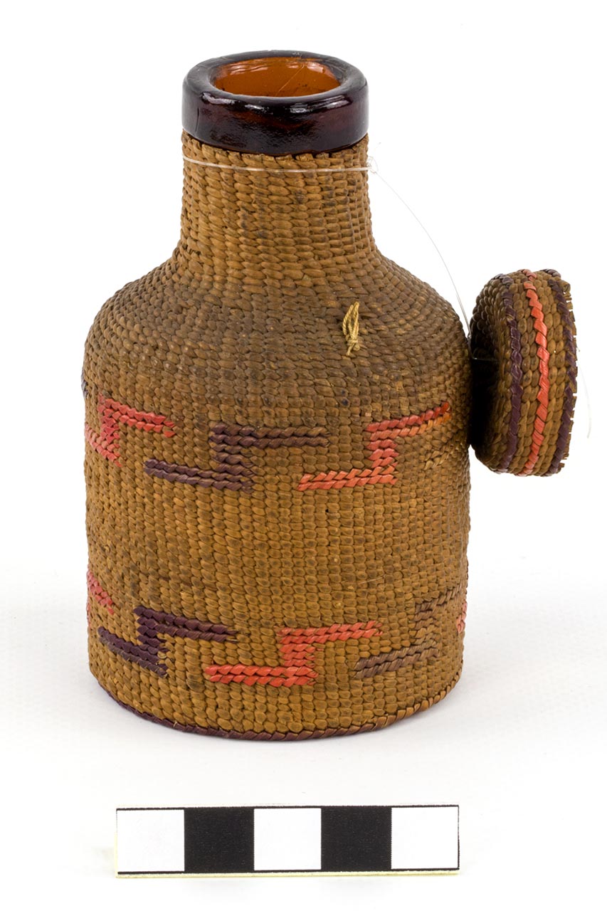 Bottiglietta, ARREDI E SUPPELLETTILI/ CONTENITORI, RECIPIENTI E OGGETTI DI USO DOMESTICO - Tlingit