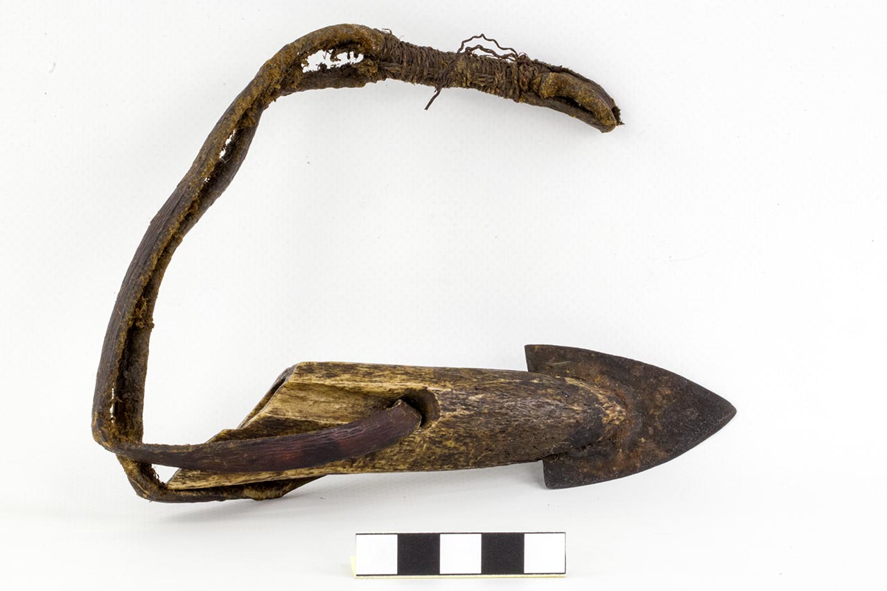 Punta di arpione, STRUMENTI E ACCESSORI/ CACCIA E PESCA - Inuit