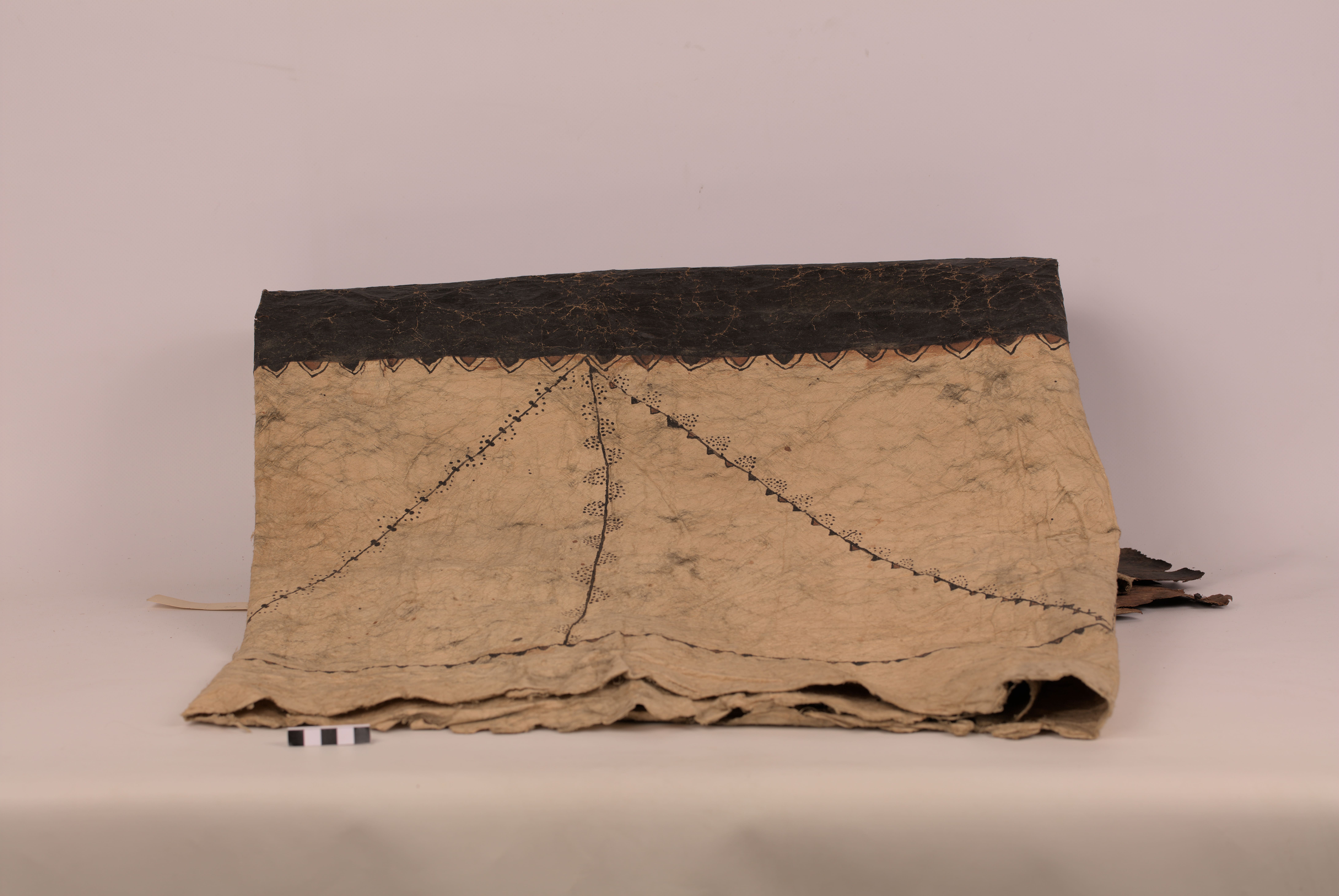 Tapa, Siapo (Tessuto, Tapa, ABBIGLIAMENTO E ORNAMENTI DEL CORPO/ VESTIMENTI)