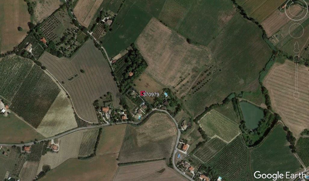 area di materiale mobile, area di frammenti fittili - Tavullia (PU)  (PERIODIZZAZIONI/ Storia/ Eta' antica/ Eta' romana)