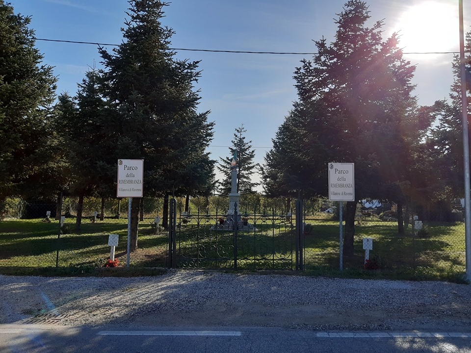 GIARDINO DELLA RIMEMBRANZA DI VILLANOVA (giardino, commemorativo/ ai caduti della prima e seconda guerra mondiale) - Ravenna (RA) 