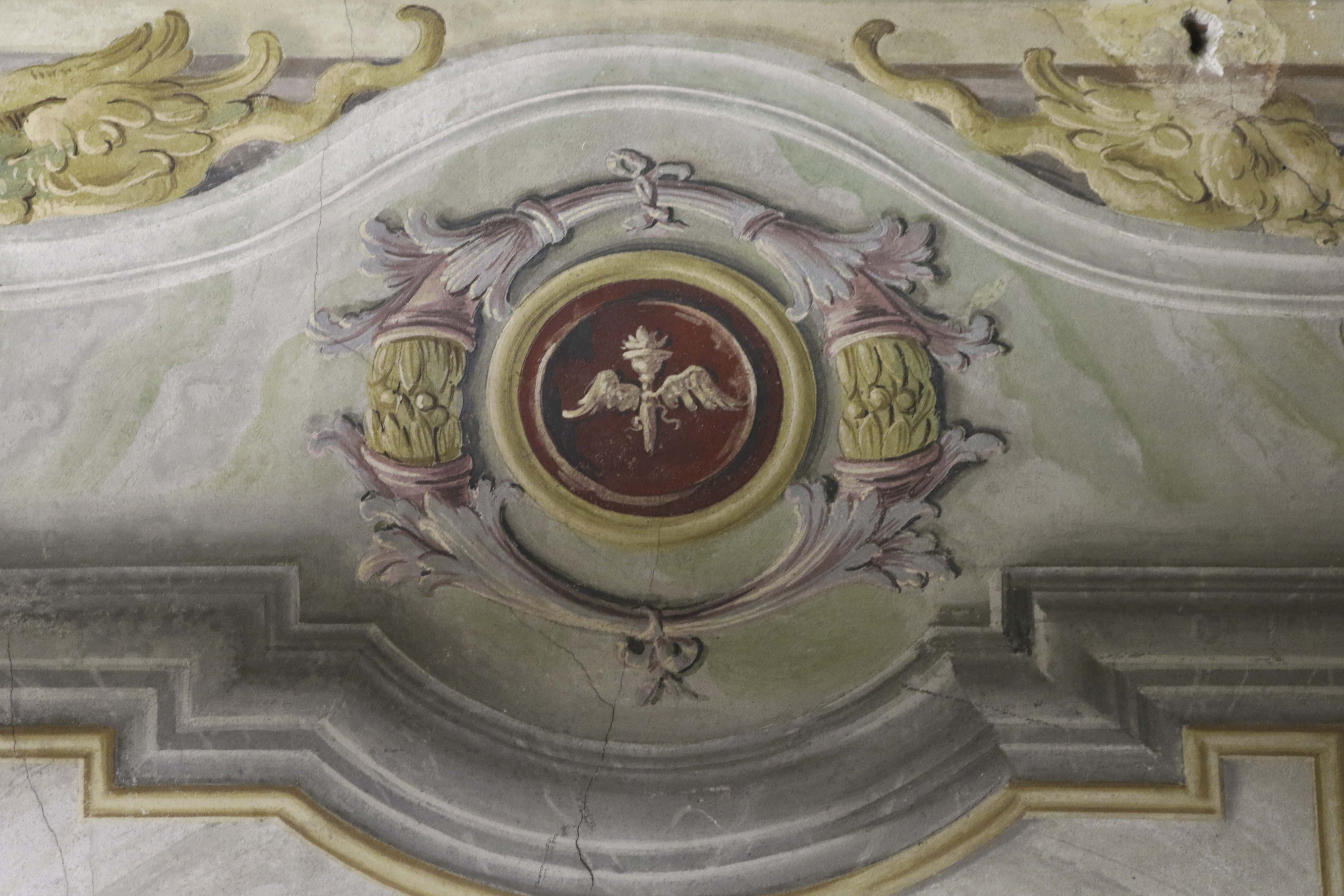 finta specchiatura marmorea con medaglione (dipinto) di Mengardi, Giambattista (attribuito) - ambito veneto (terzo quarto XVIII)