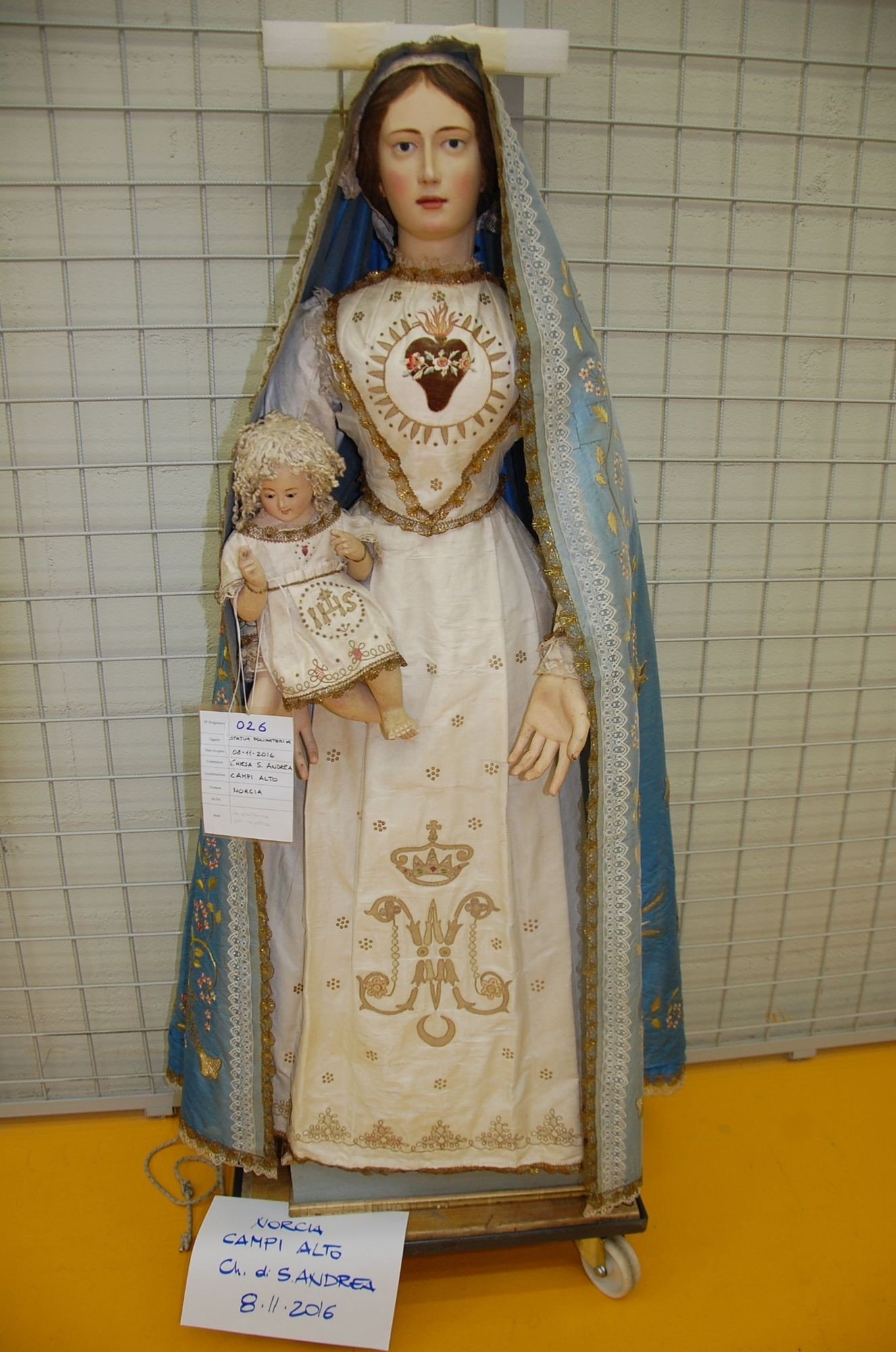 Madonna col Bambino (statua vestita, insieme) - ambito Italia centrale (fine XVIII)