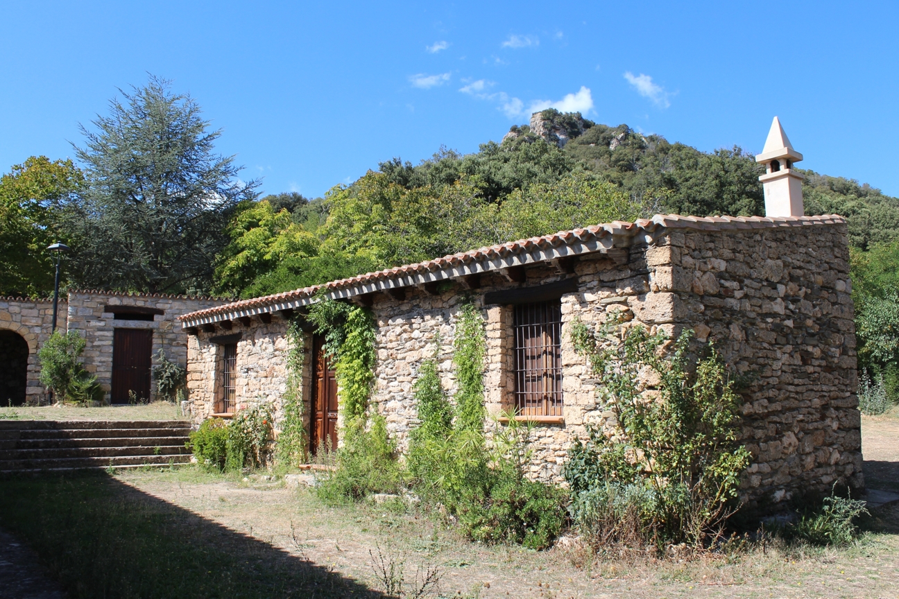 Cumbessias del Santuario di Santa Barbara - abitazioni (santuario) - Ulassai (NU) 