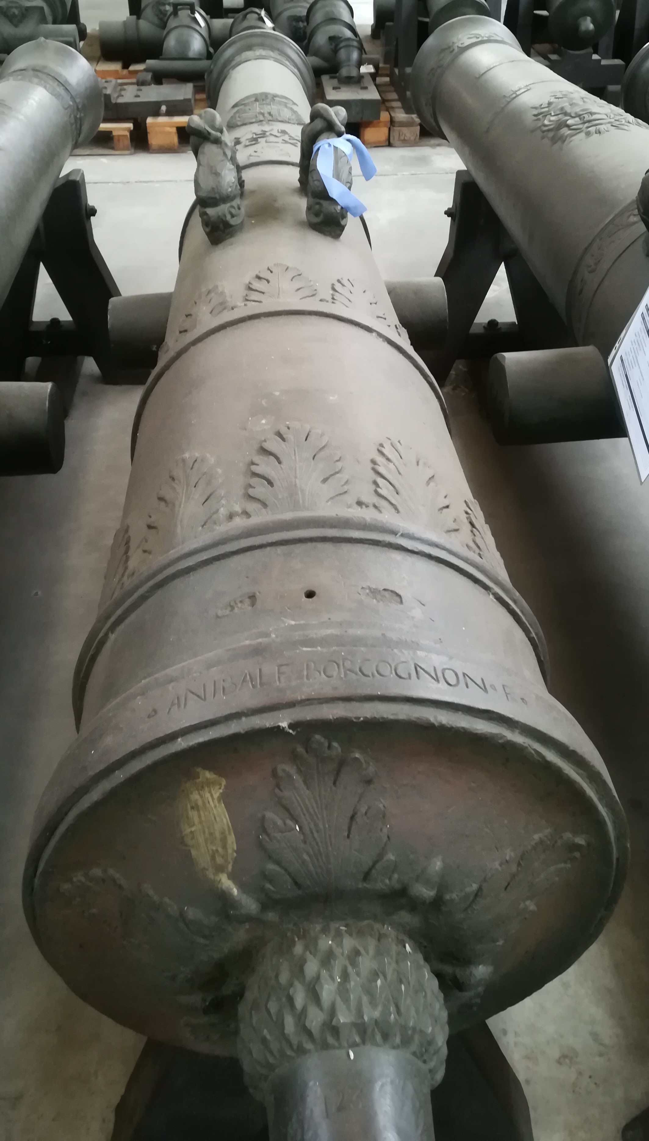 Artiglieria storica (Mezzo cannone da 27 lib. Granduc. di Urbino) di Anibale BORGOGNON (officina) - Granducato di Urbino (ultimo quarto XVI sec)