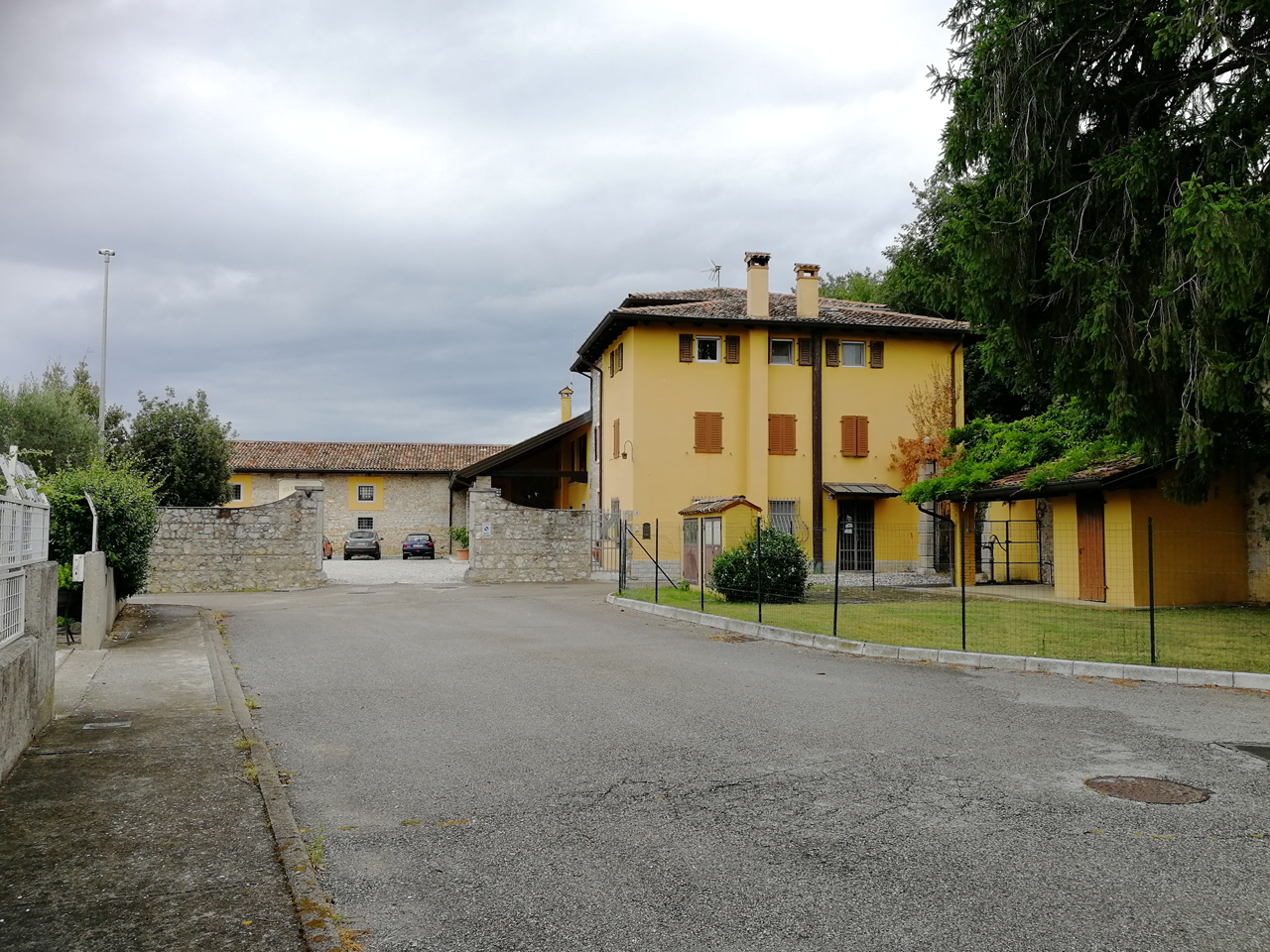 Pertinenze di Villa Antonini (azienda agricola) - Bagnaria Arsa (UD) 