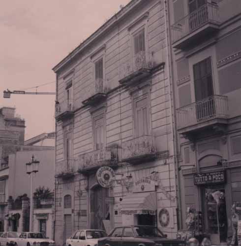 Casa privata a corte (casa, privata, a corte) - Maddaloni (CE)  (XX, inizio)