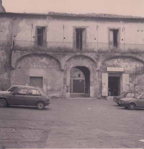 Palazzo Vaccarella (casa, privata, a corte) - Maddaloni (CE)  (XVII, metà)