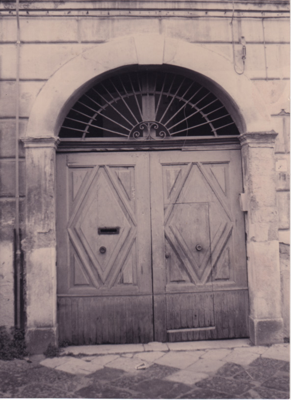 Palazzo Brancaccio (palazzo, privato) - Maddaloni (CE)  (XVIII)