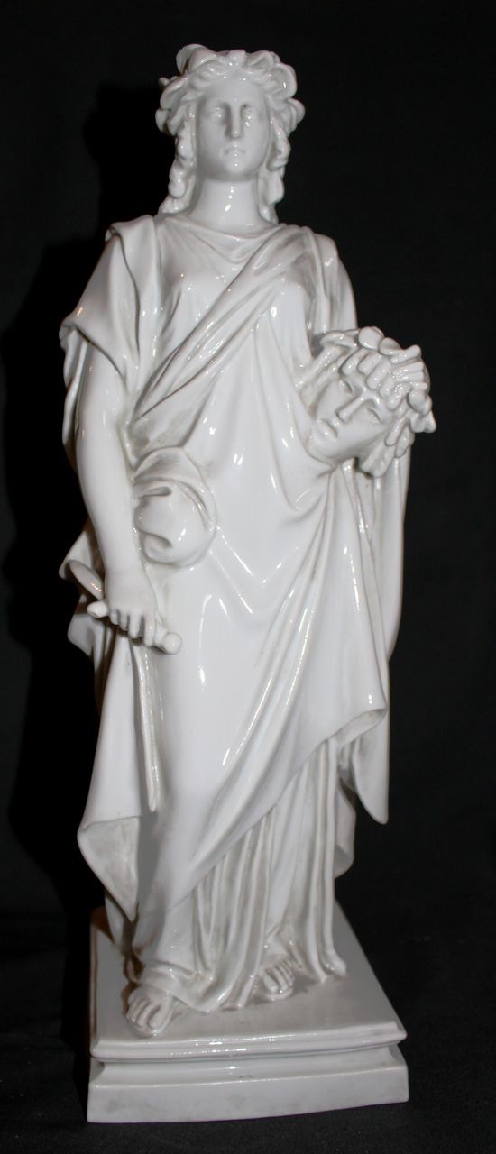 musa Melpomene (statuetta) di Porzellan-Manufaktur Meissen - manifattura di Meissen (sec. XX)