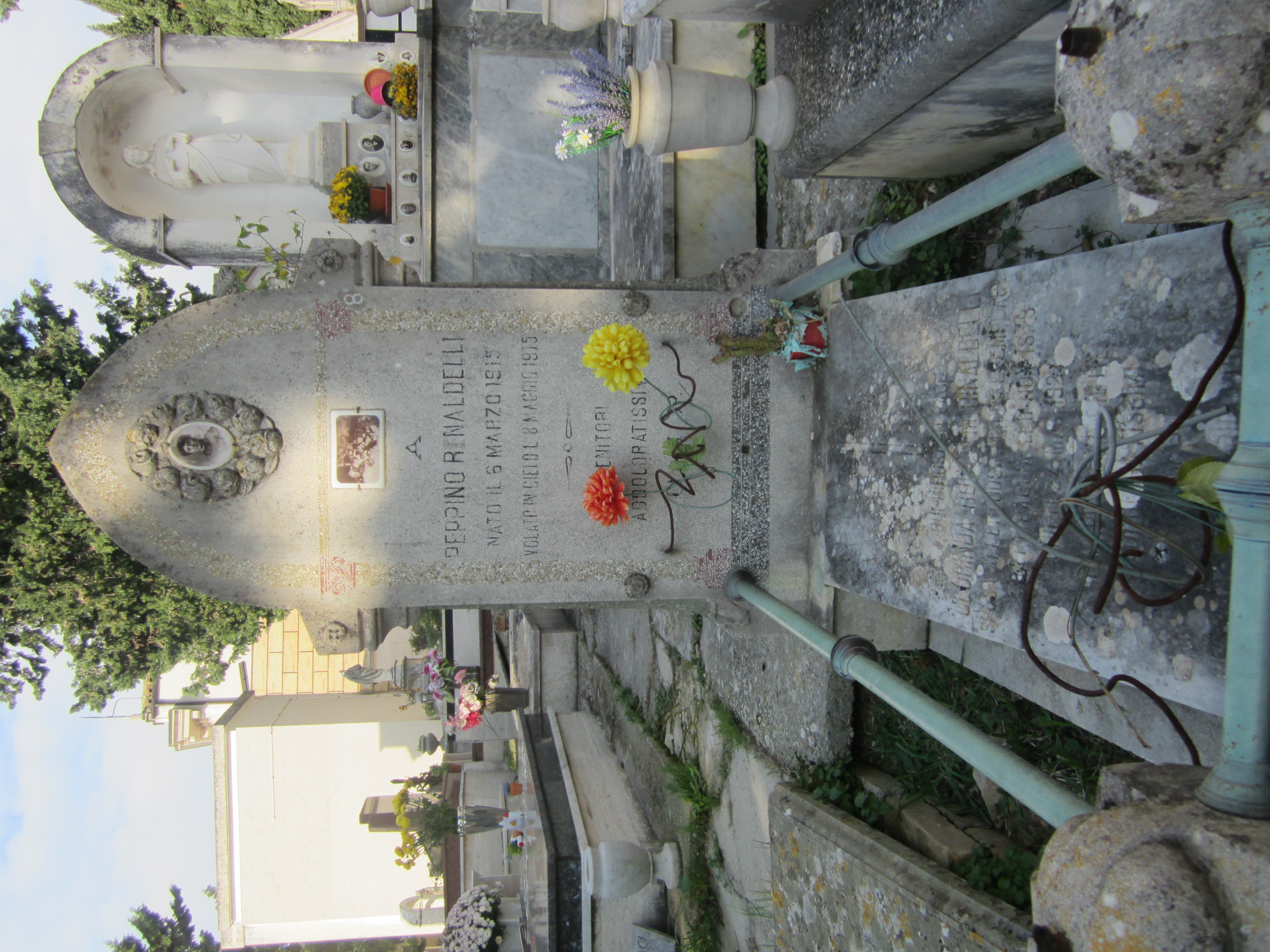 monumento funebre - ambito abruzzese (primo quarto XX)