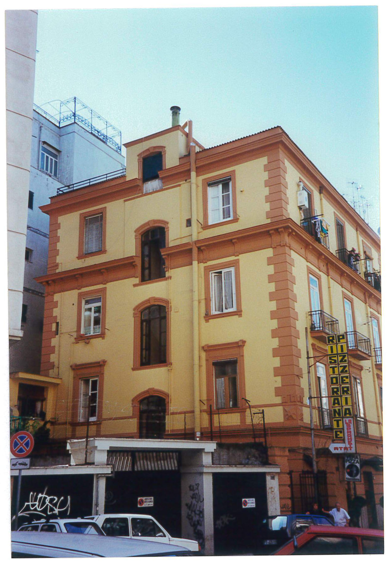 palazzo in via Gino Doria, 80 (palazzo, civico) - Napoli (NA)  (XX, prima metà)