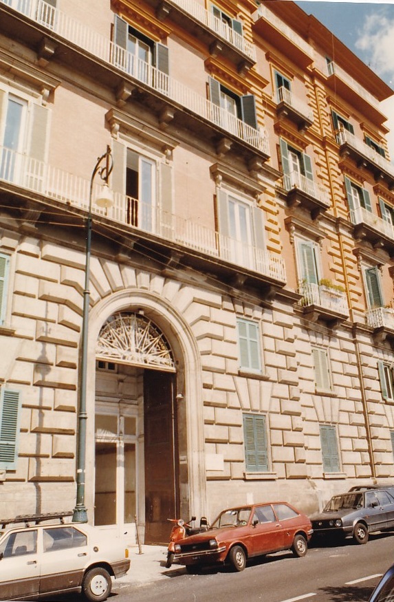 Starace (palazzo, civico) - Napoli (NA) 