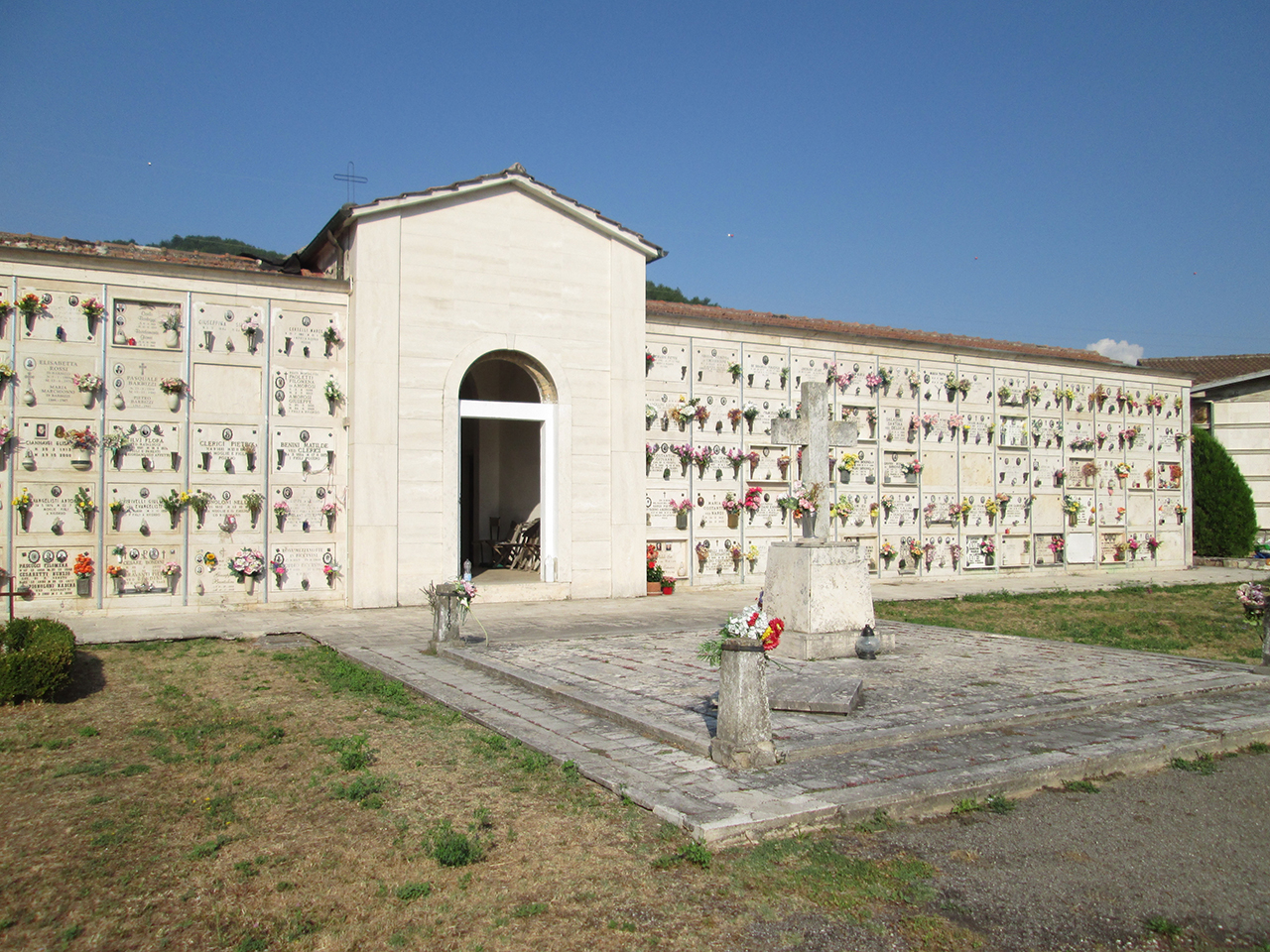Cimitero di Marsia (cimitero, pubblico) - Roccafluvione (AP)  (XX)