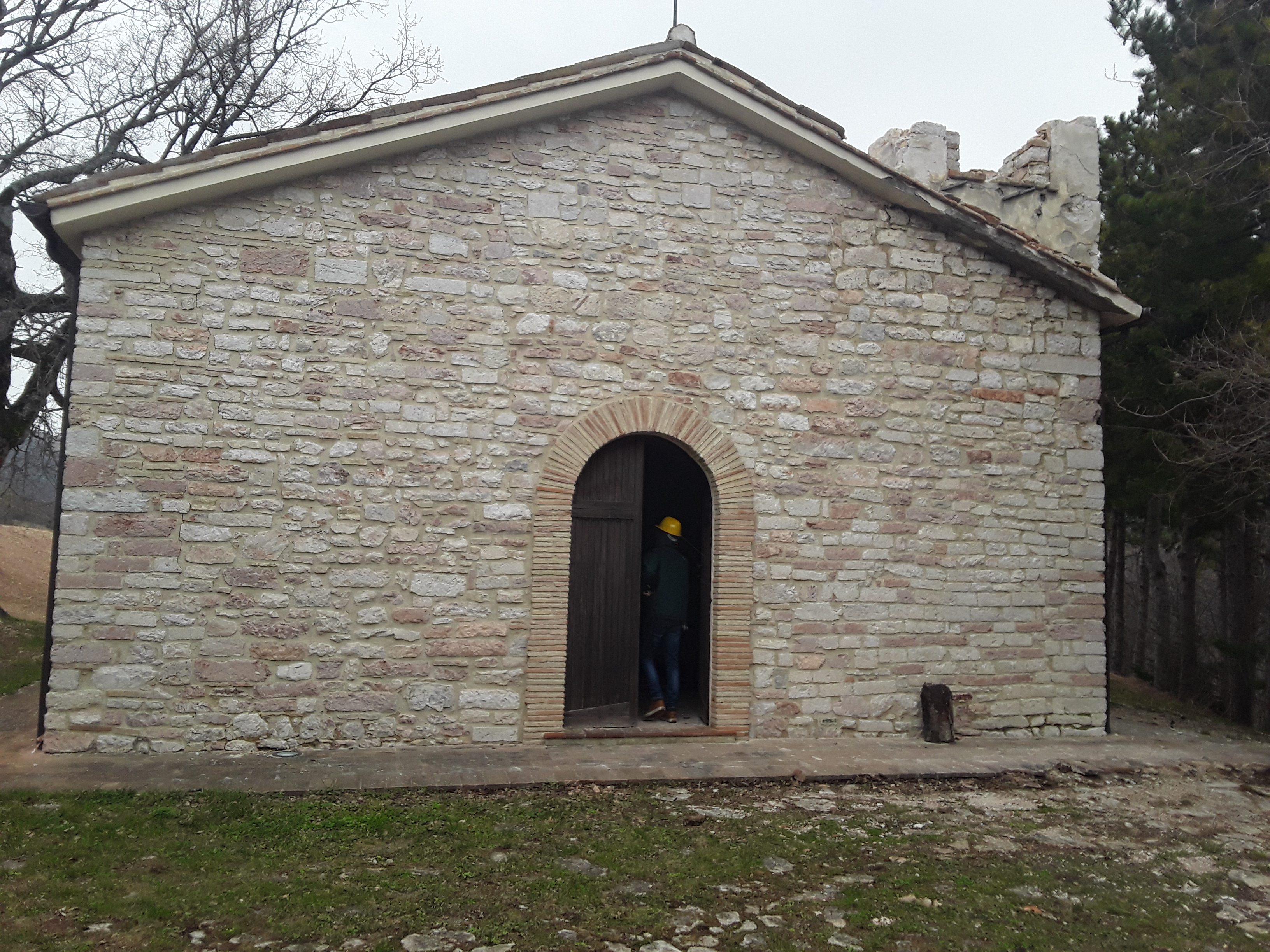 Chiesa di San Michele Arcangelo (chiesa) - Monte Cavallo (MC)  (XVI)
