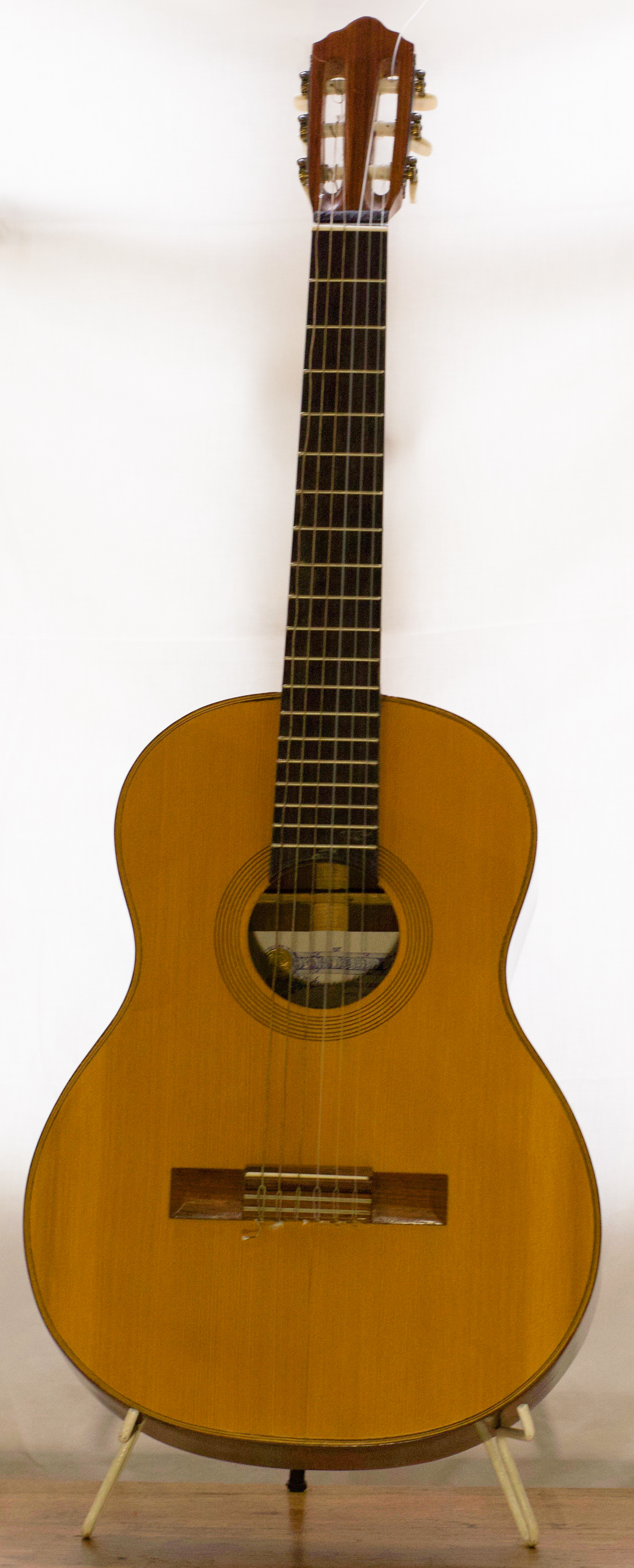 chitarra di Calace Giuseppe (sec. XX)