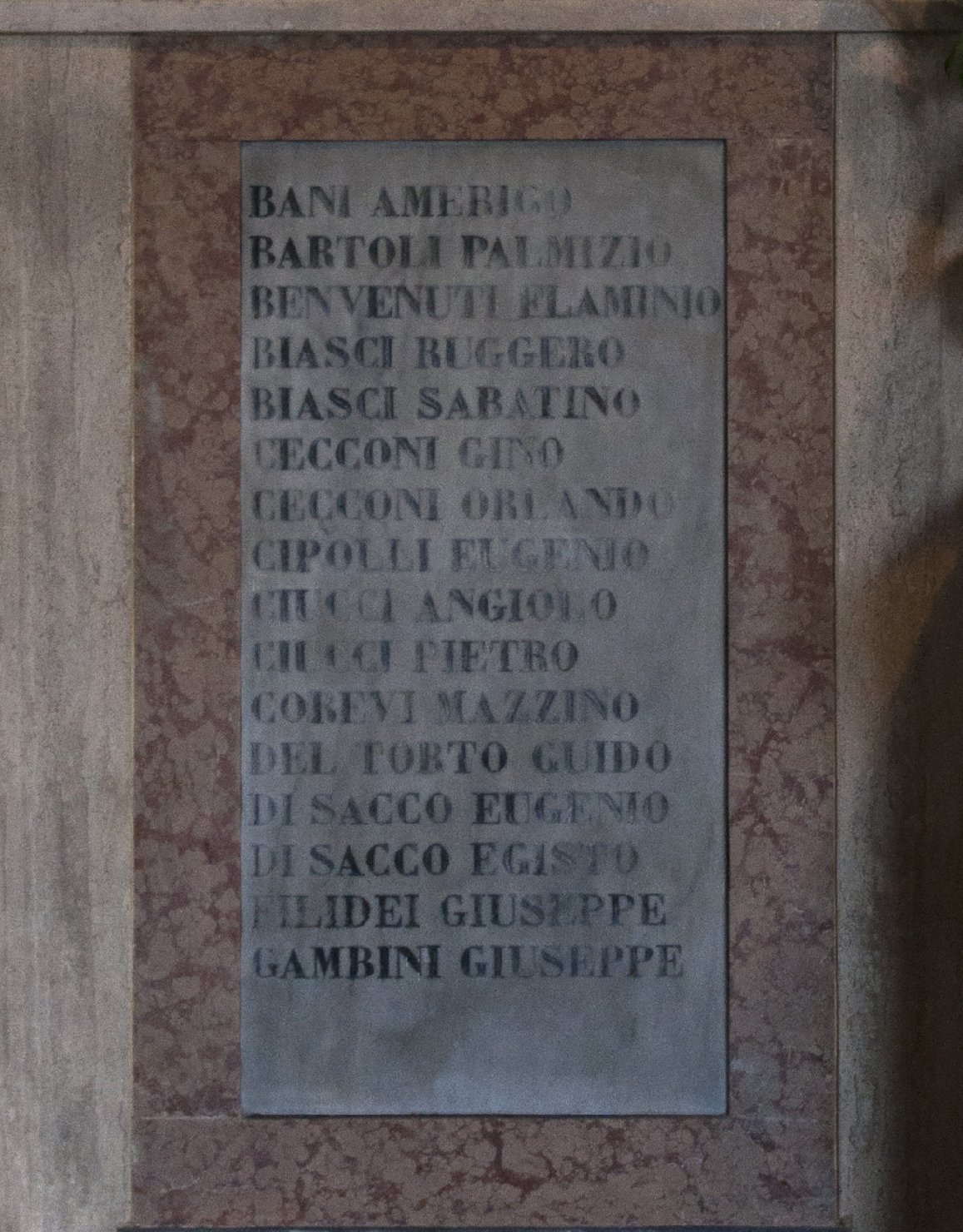 lapide commemorativa ai caduti - ambito toscano (sec. XX)