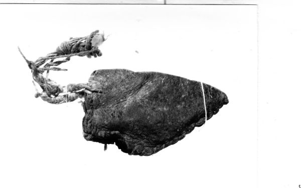 Amuleto:pietra del fulmine, RITUALITÀ/ OGGETTI MAGICO-RITUALI-CERIMONIALI