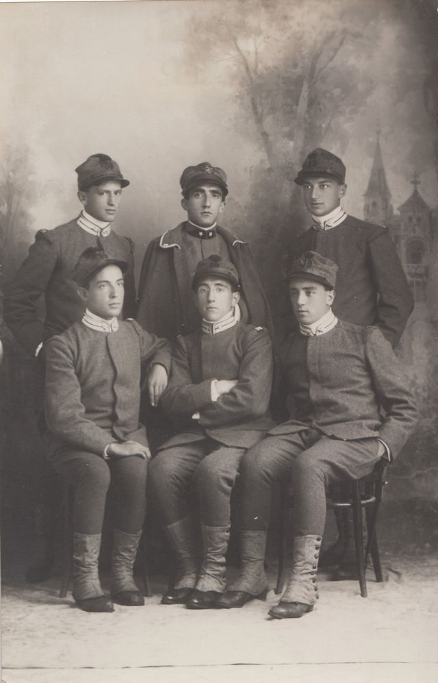 Uomini - Ritratto fotografico (positivo) di E. MANFREDINO & FIGLI (stabilimento) - ambito milanese (primo quarto XX)