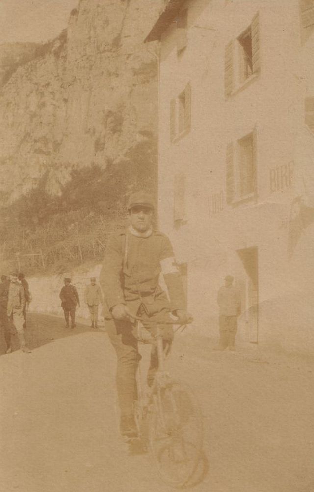 Uomo - Ritratto fotografico (positivo) di fotografia ritrattistica Prima Guerra mondiale (primo quarto XX)