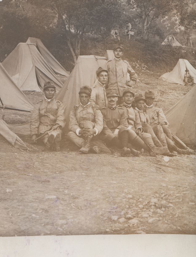 Uomini - Ritratto fotografico (positivo) di fotografia ritrattistica Prima Guerra mondiale - ambito milanese (primo quarto XX)