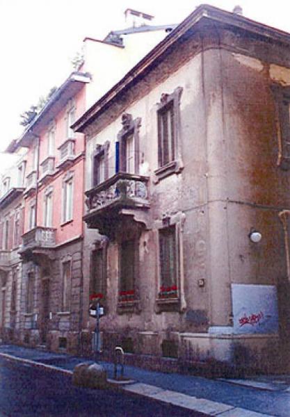 Villetta con giardino in via Gaetano Donizetti, 35 (villino) - Milano (MI)  (XX, inizio)