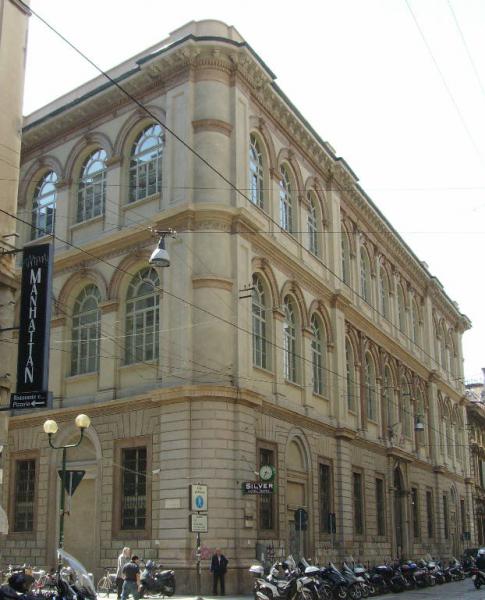Edificio in corso di Porta Romana, 10 (palazzo) - Milano (MI)  (XIX)