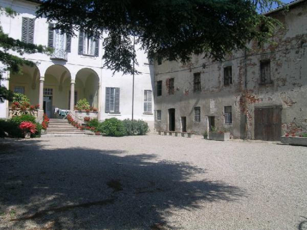 Cascina Cantalupo (cascina) - San Giuliano Milanese (MI)  (XVI; XVII, inizio; XVIII, prima metà; XVIII; XIX; XX, prima metà)