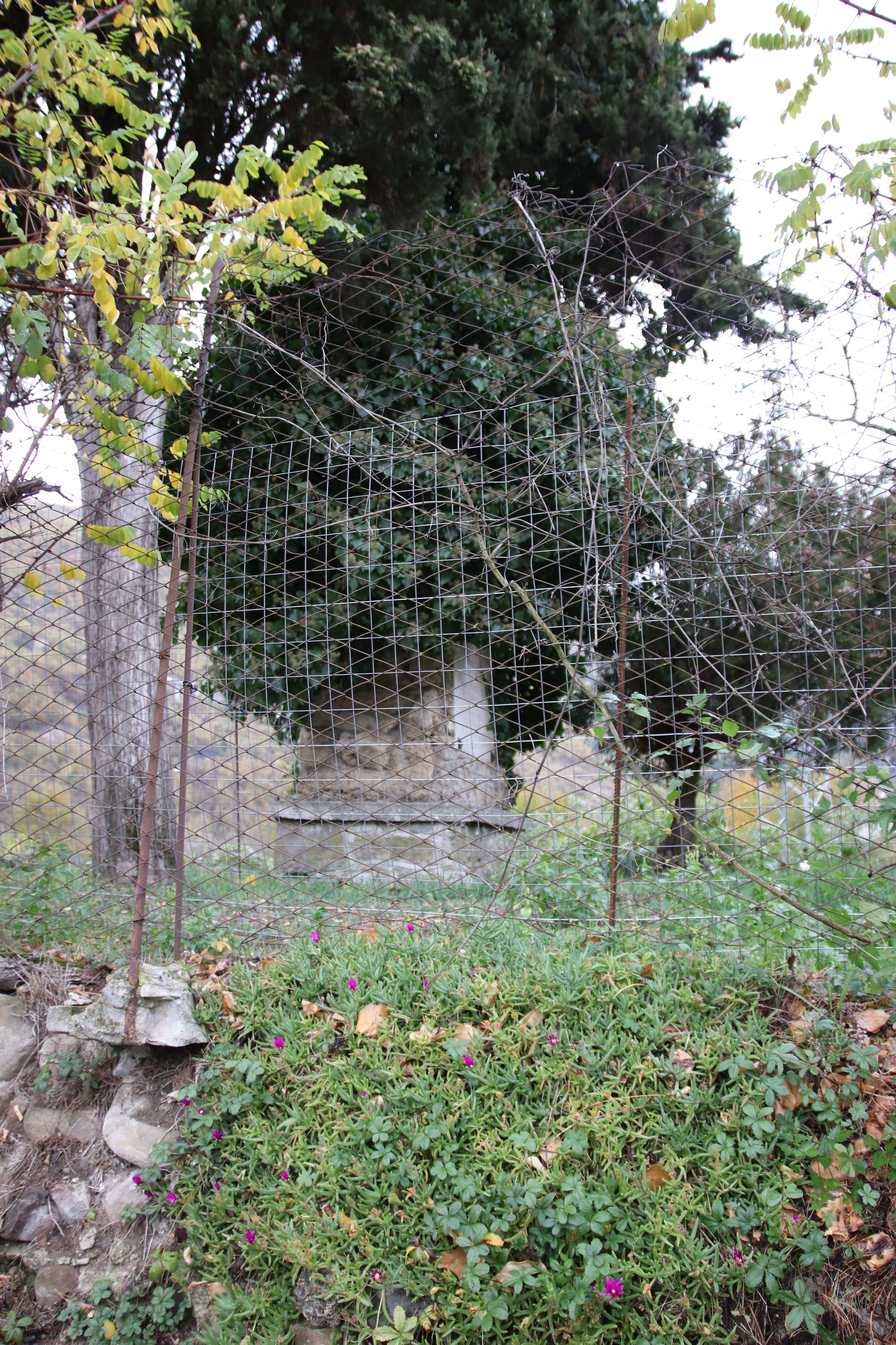 testa di soldato con elmo (monumento ai caduti - a cippo, opera isolata) - ambito laziale (prima metà XX)