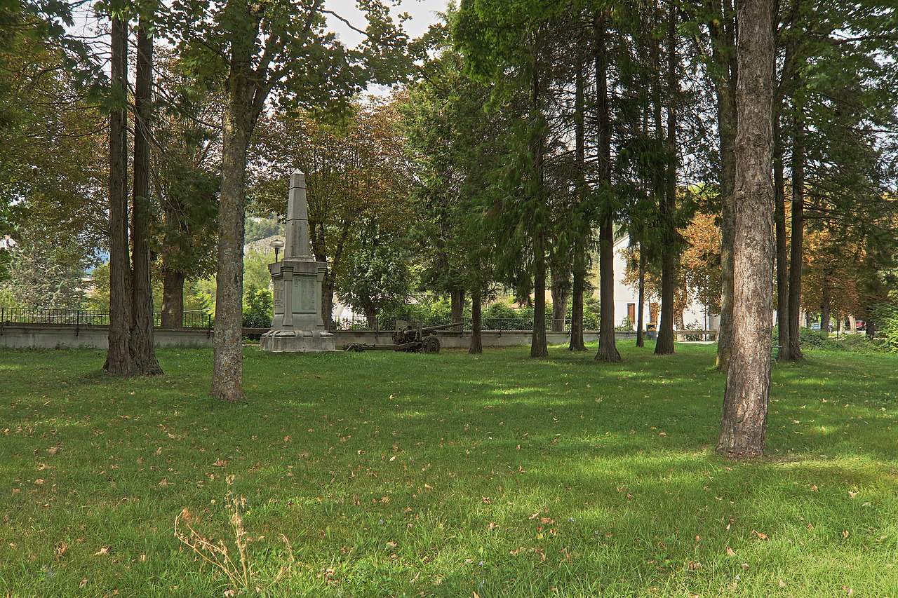 Parco della Rimembranza di Carovilli (parco, commemorativo/ ai caduti della prima guerra mondiale) - Carovilli (IS) 