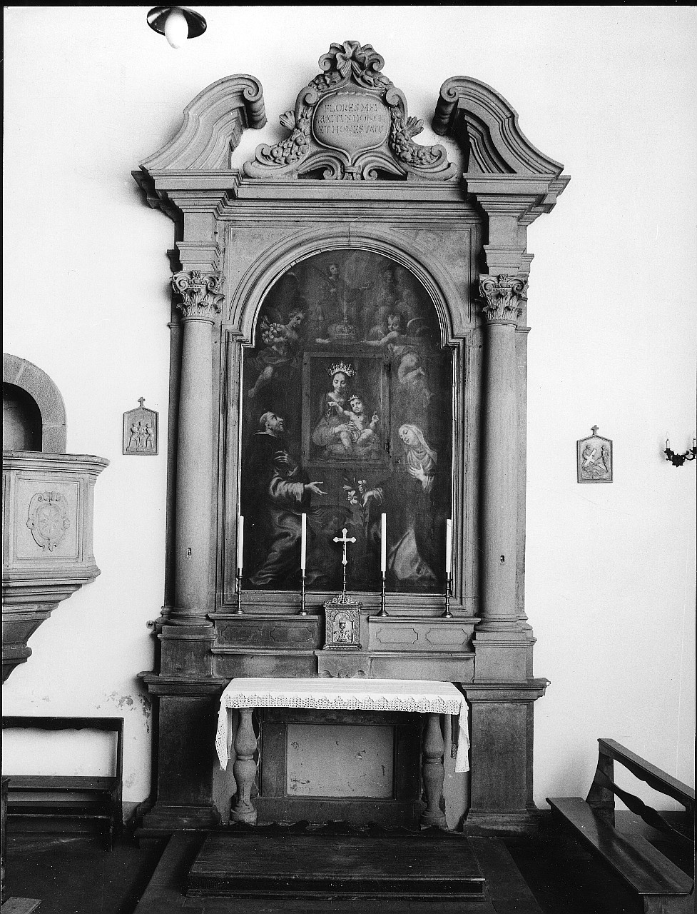 altare - a edicola, serie - bottega toscana (secondo quarto sec. XVIII)
