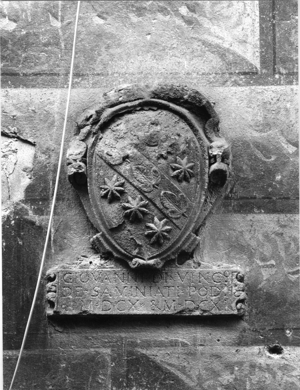 stemma gentilizio della famiglia Saminiati (rilievo) - manifattura toscana (sec. XVII)