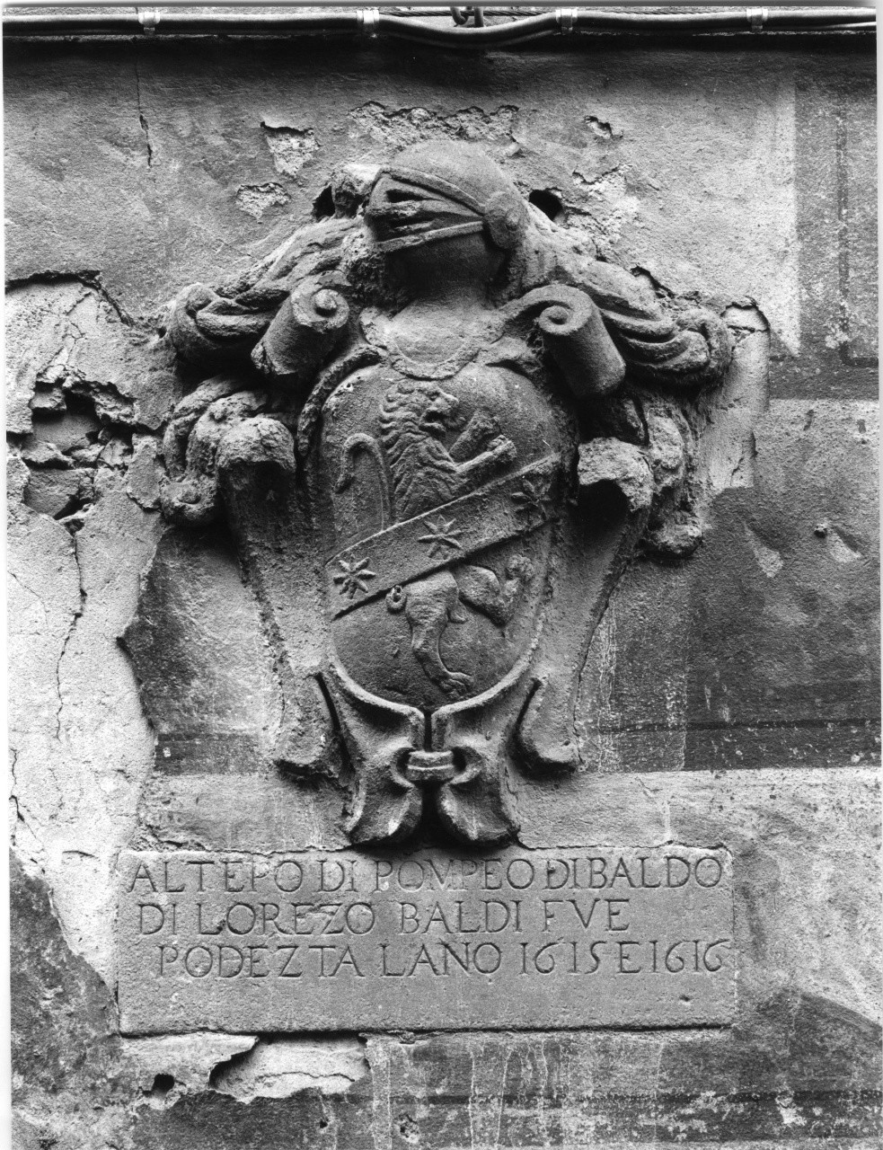 stemma gentilizio della famiglia Baldi (rilievo) - manifattura toscana (sec. XVII)