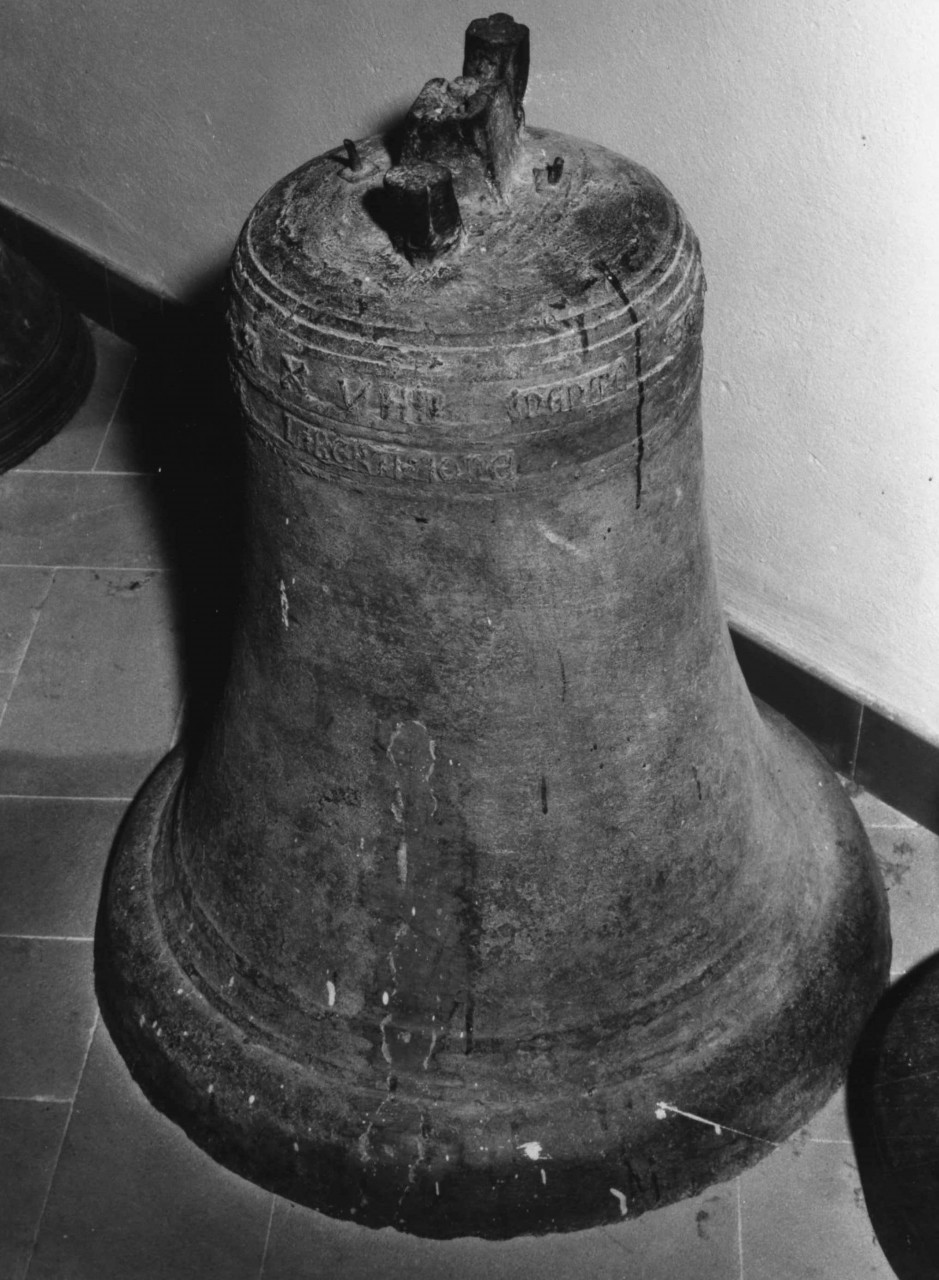 campana da chiesa - bottega toscana (sec. XIV)