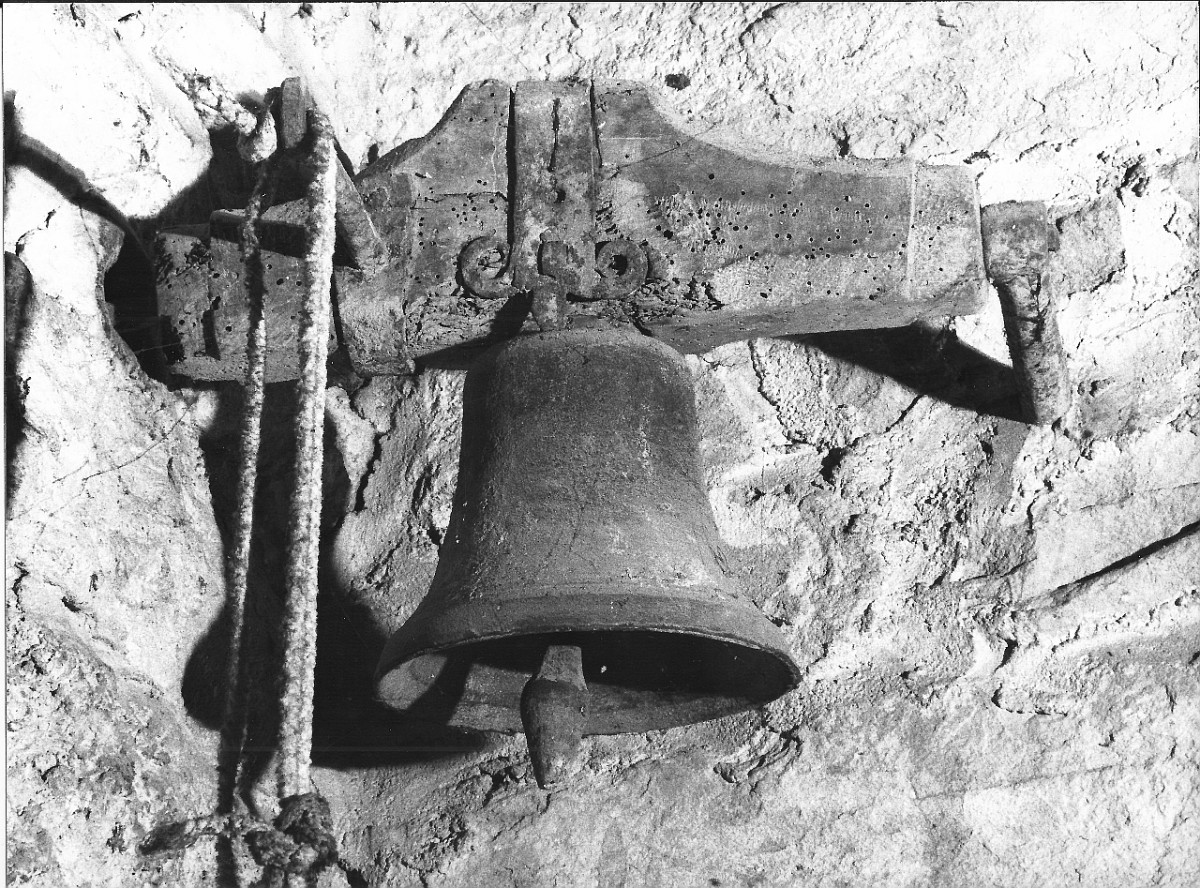 campanella - da parete - bottega toscana (metà sec. XVII)