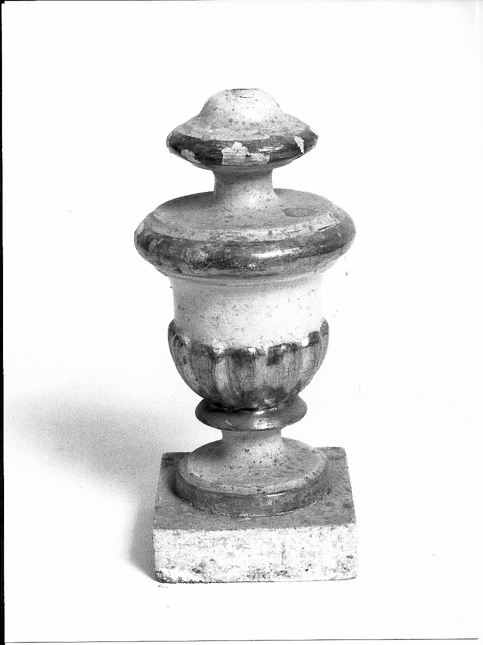 vaso d'altare, serie - bottega toscana (fine/ inizio secc. XIX/ XX)