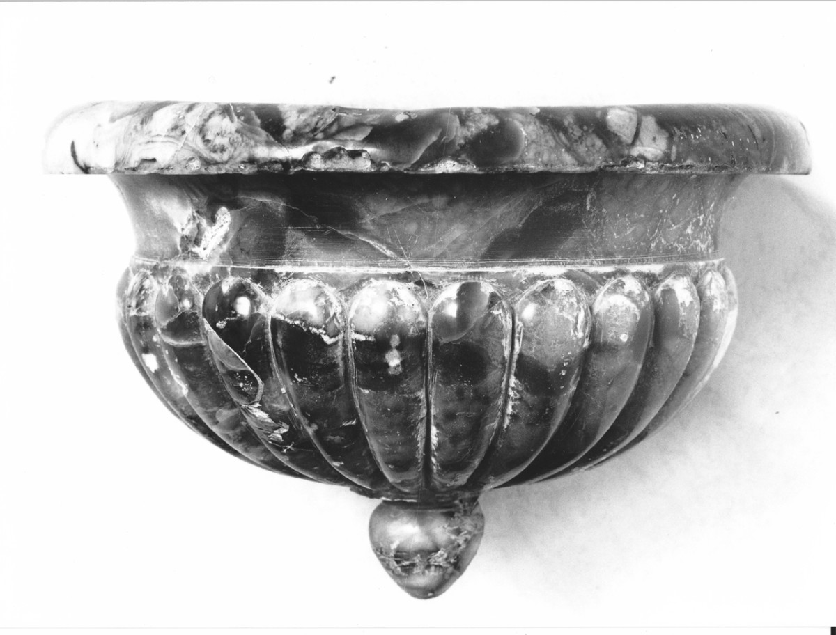 acquasantiera - bottega toscana (sec. XVII)